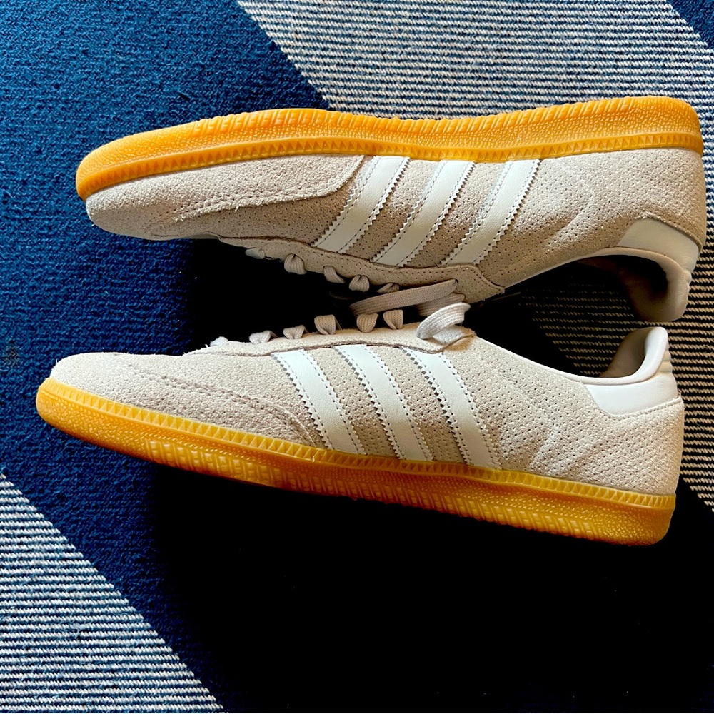 Adidas Samba womens 9.5 NWOT